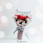hand bouquet mawar merah