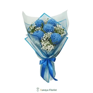 hand bouquet bunga biru putih untuk hadiah ulang tahun wisuda anniversary