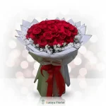 hand bouquet mawar merah bulat dengan bunga putih untuk hadiah anniversary ulang tahun lamaran